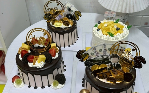 Cửa hàng bánh kem làm theo yêu cầu tại Tân Phú – Giao nhanh tại TP.HCM