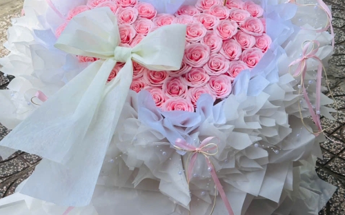 Hoa sáp giá rẻ – lựa chọn quà tặng sang trọng và ý nghĩa