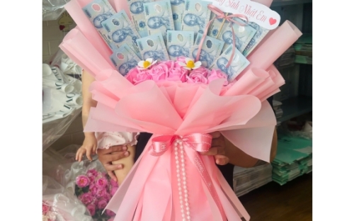 top hoa tiền mừng ngày valentine hot 2026 chỉ có tại kẹo ngọt