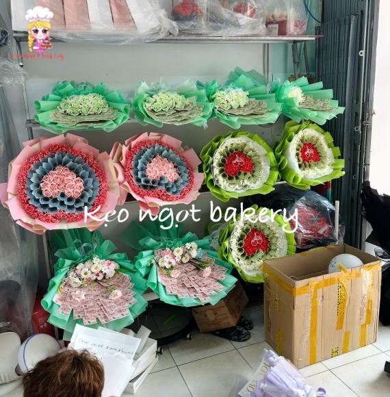 Top các mẫu hoa tiền trang trí theo yêu cầu 