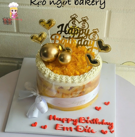 Bánh bông lan trứng muối tặng em trai 