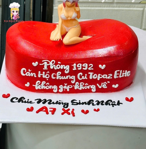 Bánh kem trang trí theo yêu cầu tặng bạn nam 