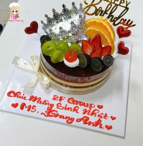 Bánh kem rau câu trái cây kèm vương miệng 