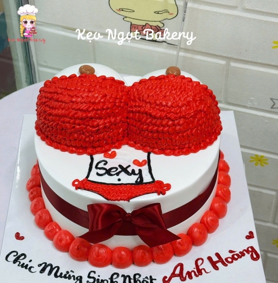 Mẫu bánh kem trêu bạn bè ngày sinh nhật tại Kẹo Ngọt 