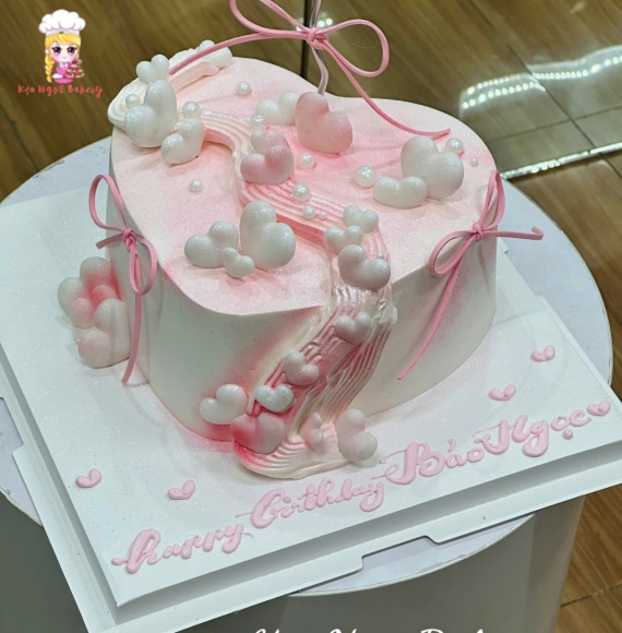Bánh kem hình trái tim trang trí trái tim nhỏ siêu hot 