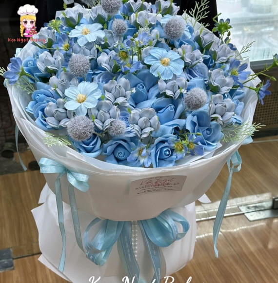 Bó hoa sáp tone xanh tặng 20/10 cho vợ đẹp 