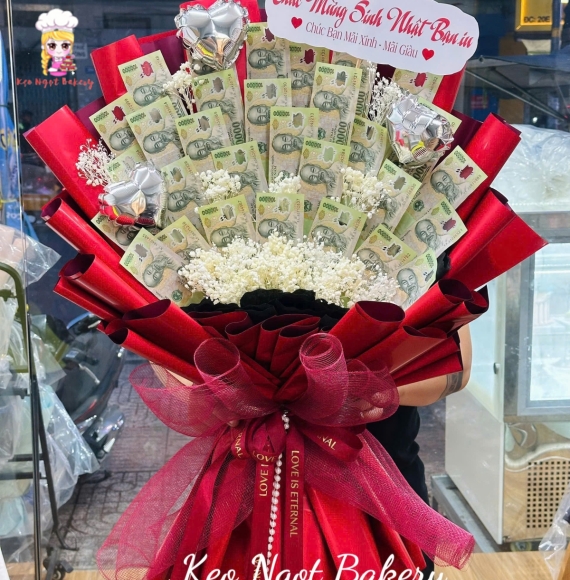 Bó hoa tiền tờ 100k hit hiện tại kết hợp giấy đỏ đẹp 