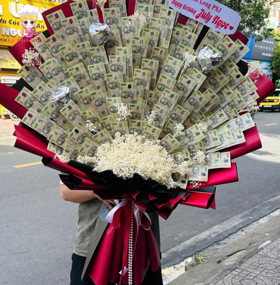 Bó hoa tờ 100k hot tại TPHCM