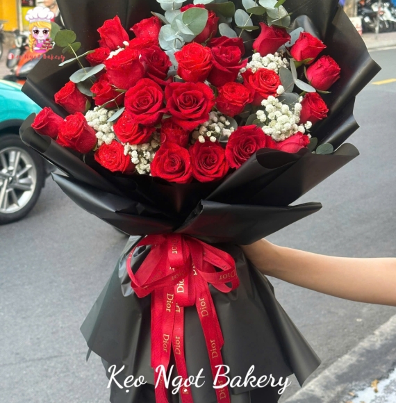 Bó hoa tươi tone đỏ tặng 20/10 hot 