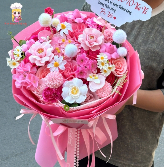 Bó hoa sáp tone hồng tặng 20/10 đẹp 