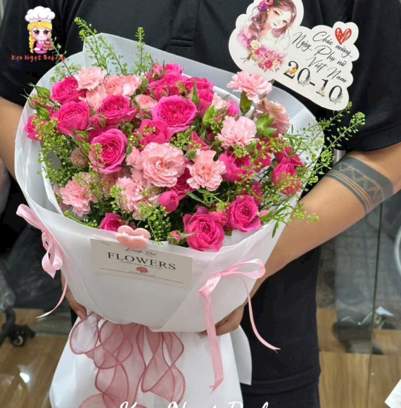 Bó hoa tươi đẹp tặng 20/10 hot tone hồng 