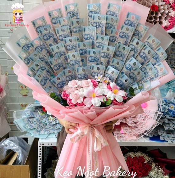 Bó hoa tiền tờ 20k kết hợp mẫu hoa sáp tone hồng  đẹp 