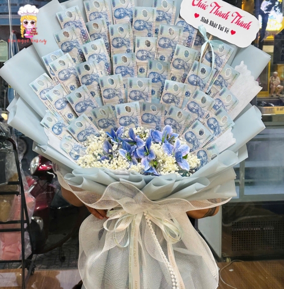 Bó hoa tiền tờ 20k hot trend hiện nay tone xanh dương 