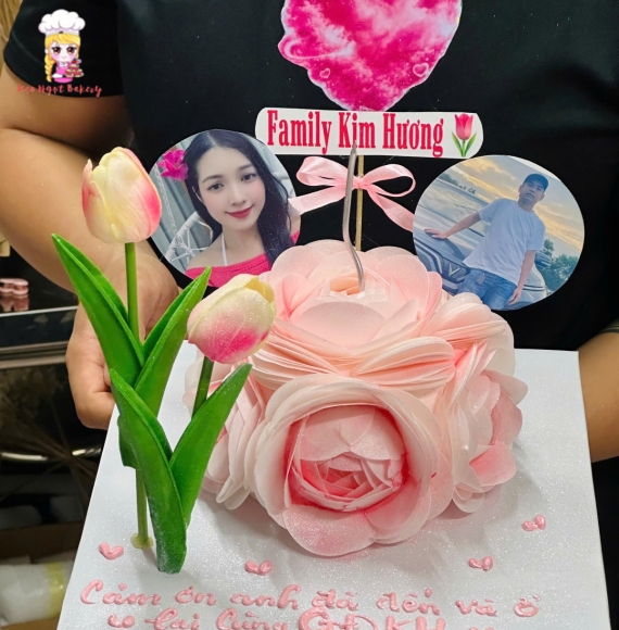 Bánh kem hoa giấy gạo dành cho idol live tik tok hot 2026