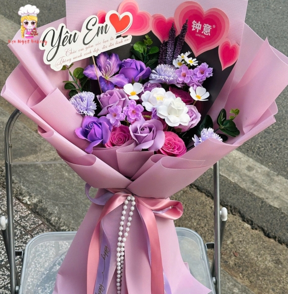 Bó hoa sáp tặng em yêu 20/10 