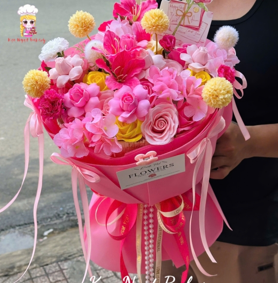 Bó hoa sáp tone hồng dễ thương hot hiện nay