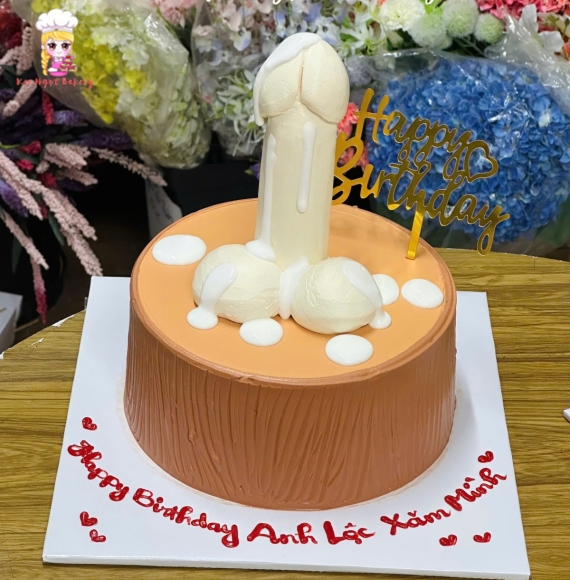 Bánh sinh nhật tặng chồng yêu  nhây bựa 