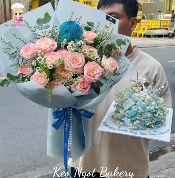 Combo hoa sáp tone xanh kết hợp bánh kem hoa giấy gạo 