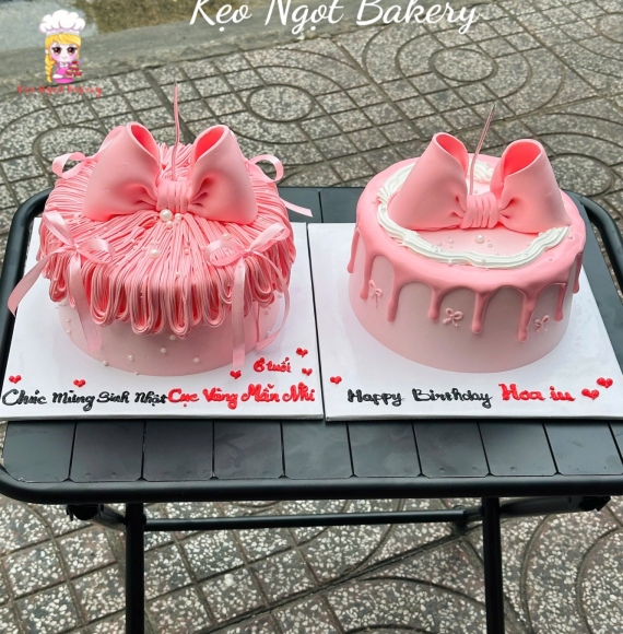 Bánh kem nơ xinh tone hồng ngọt ngào hot 2026