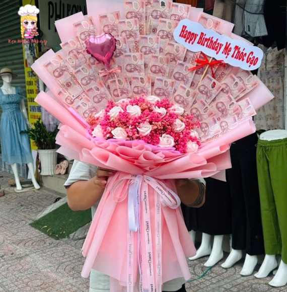 Hoa tiền tặng mẹ yêu