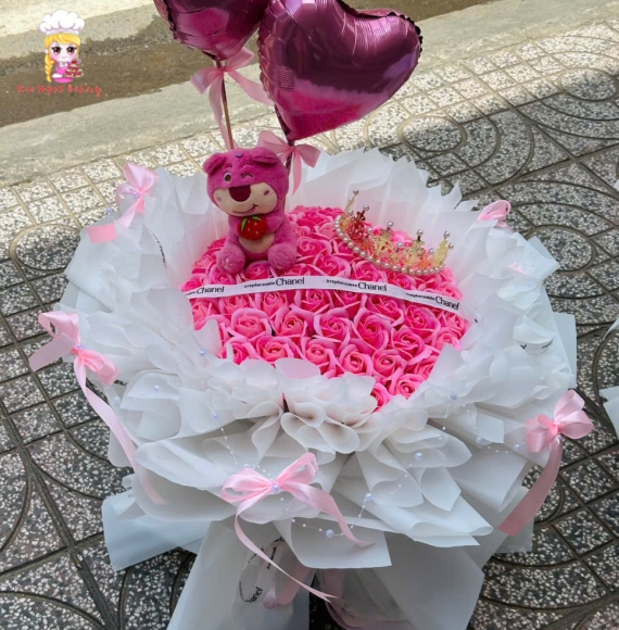 Mẫu hoa sáp đẹp khổng lồ tone hồng kèm gấu dâu 