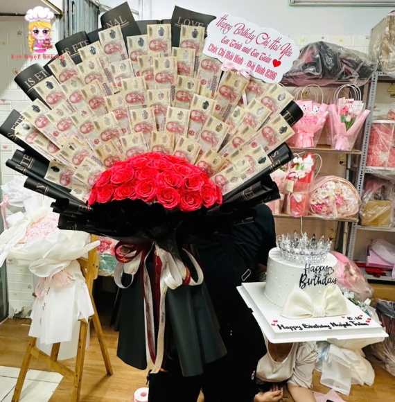 Mẫu bánh kem và hoa tiền siêu hot 