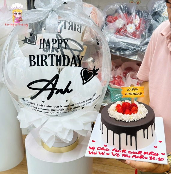 Mẫu bánh kem và bóng bay siêu hot 
