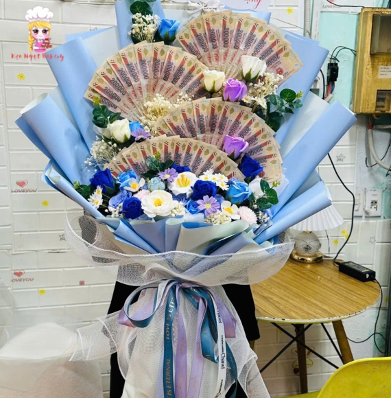 Mẫu hoa tiền đẹp tặng 20/10 tờ 200k xòe quạt