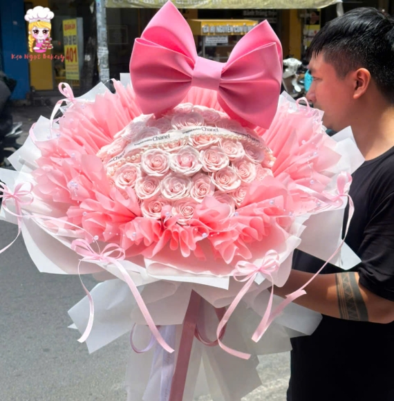 Bó hoa sáp tone hồng nơ lớn 