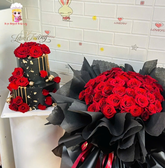 Bánh hoa cho Ca Sĩ Lam Trường