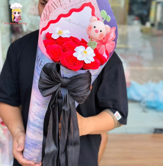 Bó hoa sáp cây kem tone đỏ