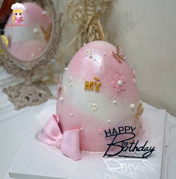 Mẫu bánh đập trứng hot 2025 tone hồng