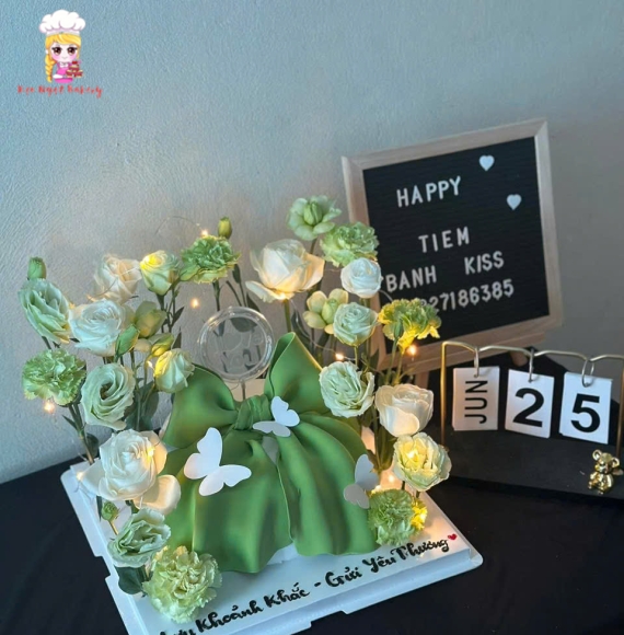 Bánh kem nơ tone xanh