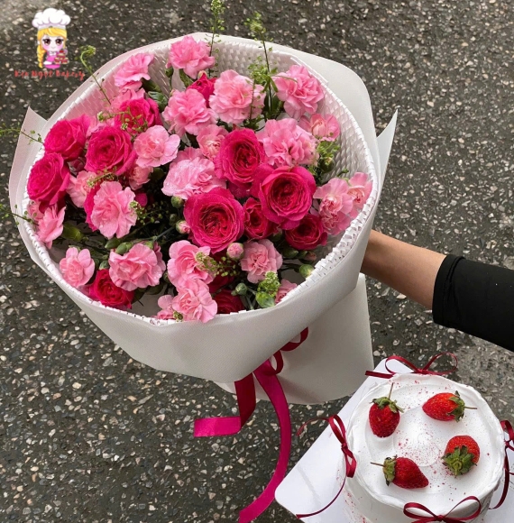 Combo hoa tươi bánh kem dâu tây tặng người yêu