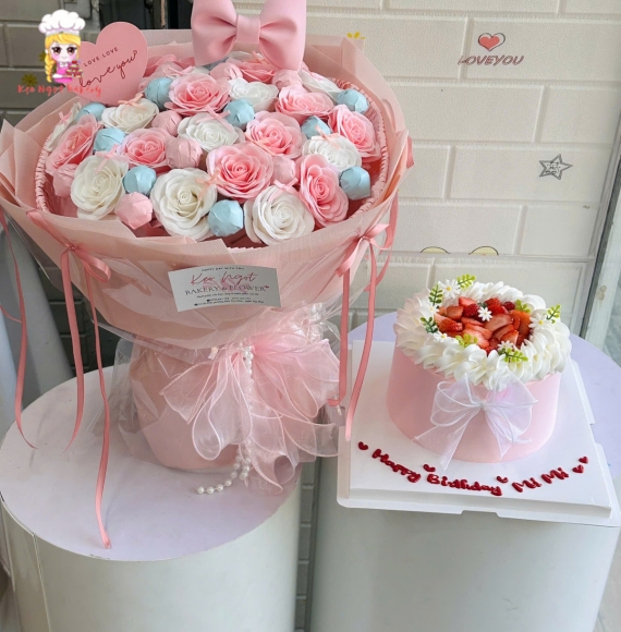 Combo hoa  và bánh kem tặng người yêu siêu cute