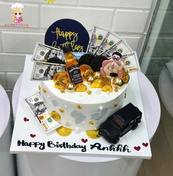 Bánh kem trang trí dola và phụ kiện siêu đặc biệt