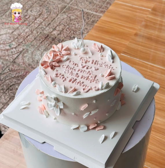 Bánh kem tặng sinh nhật có sẵn tại Kẹo Ngọt