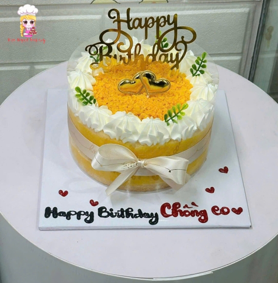 Bánh bông lan trứng muối tặng sinh nhật chồng 