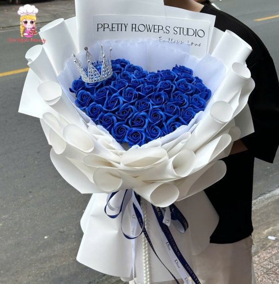 Hoa sáp màu xanh tặng người yêu