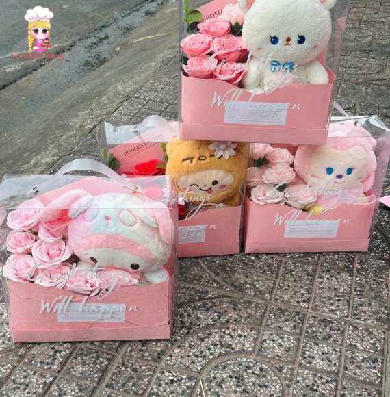 Các mẫu gấu bông mix với hoa sáp tại Kẹo Ngọt