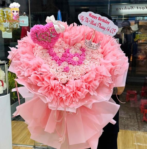 Mẫu hoa khổng lồ tone hồng tặng vợ