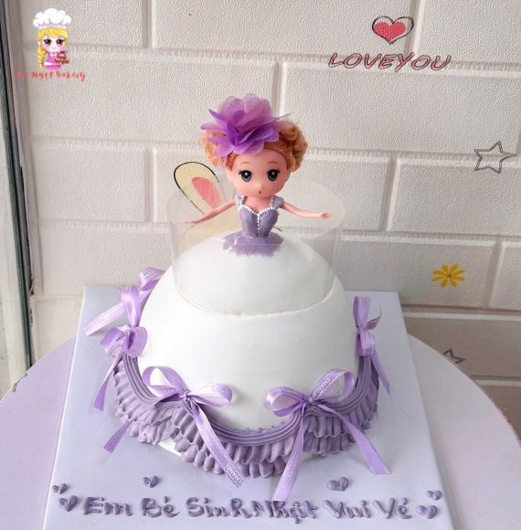 Bánh kem sinh nhật tạo hình công chúa tặng bé gái 