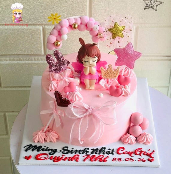 Bánh kem tone hồng tặng bé gái 