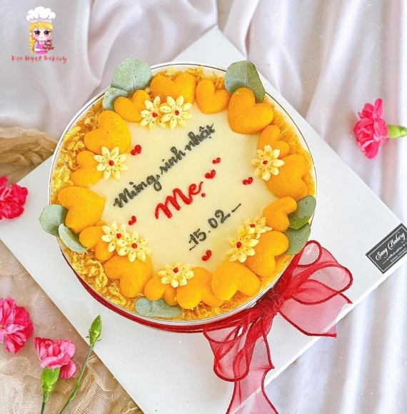 Bông Lan trứng muối sinh nhật tặng mẹ