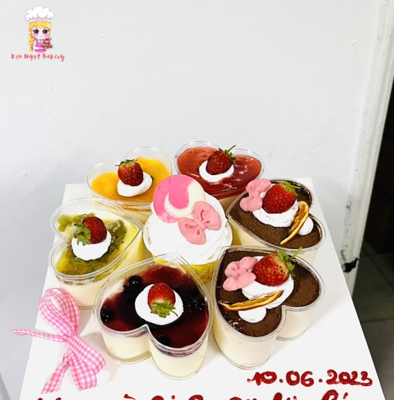Set bánh tim panna cotta mix vị