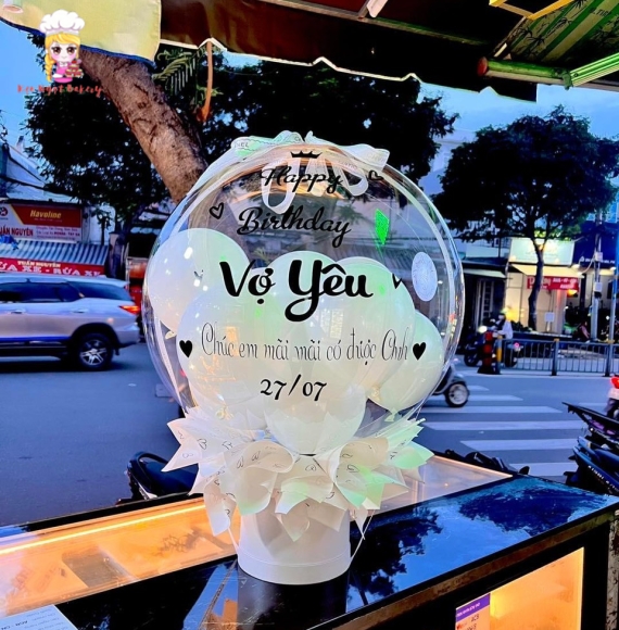 Bóng bay rút tiền tone đen trắng tặng vợ yêu