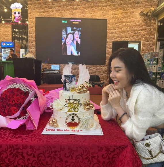 BÁNH KEM