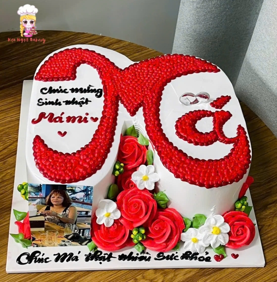 Bánh kem rút tiền tặng cho mẹ