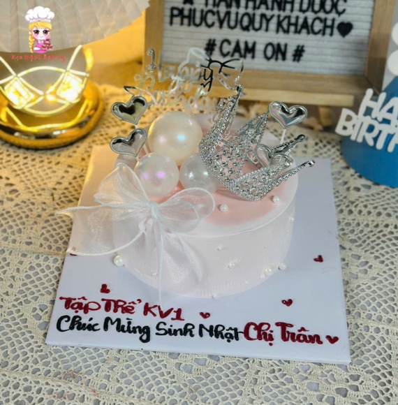 Bánh kem tặng chị gái sang xịn