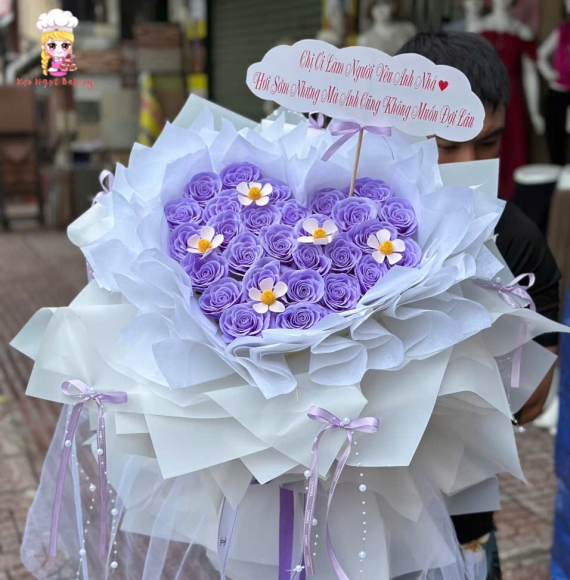 Bó hoa sá tone tím đáng yêu